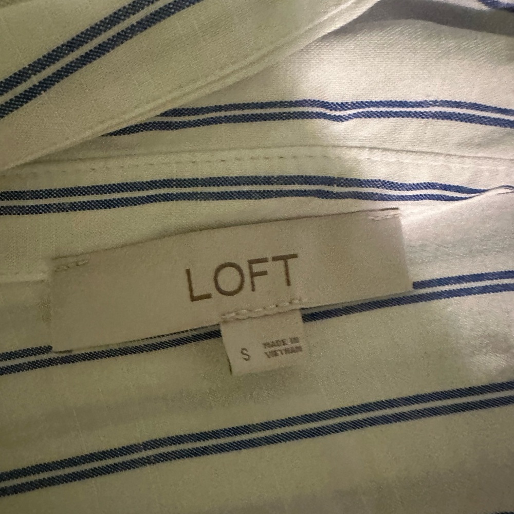 Loft Button Up top - Picture 2 of 2